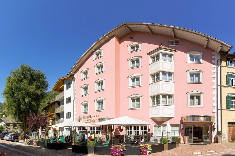 Cityhotel Goldener Adler B&B