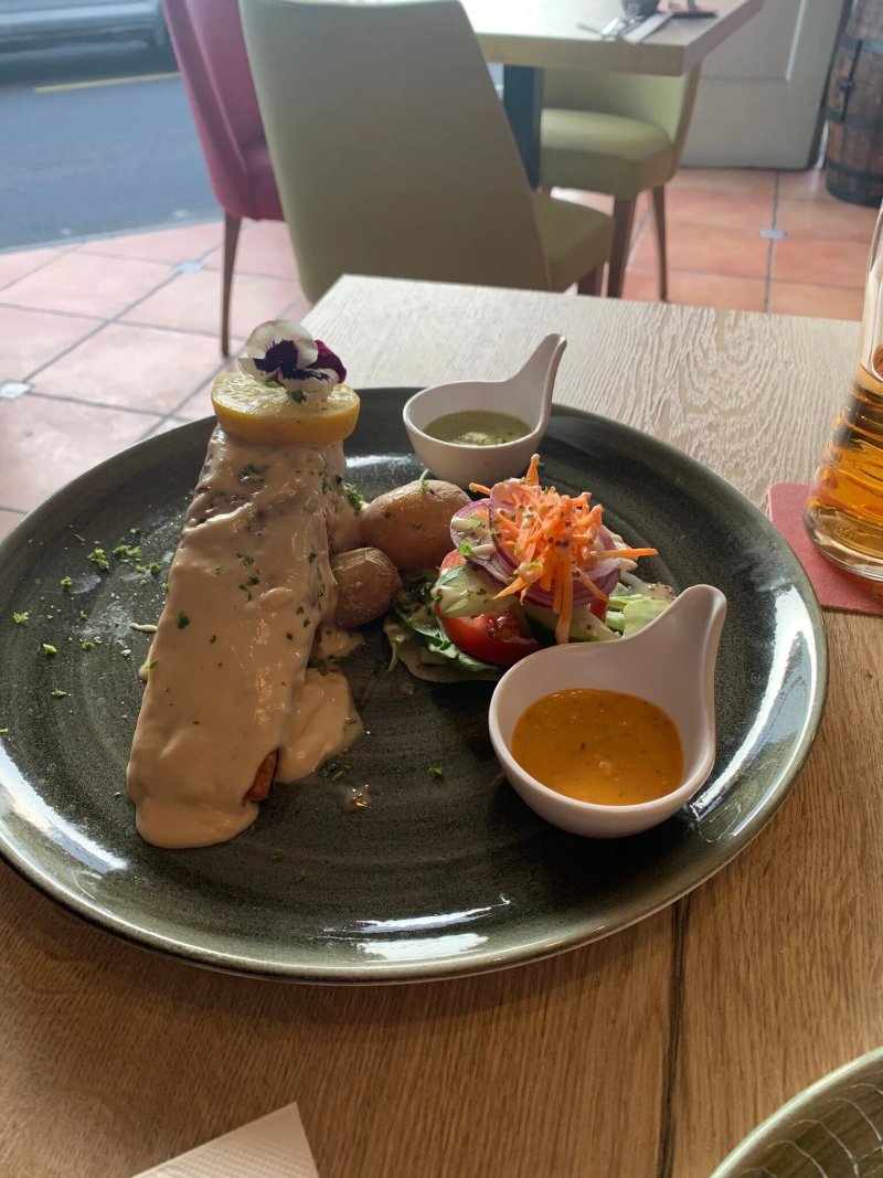 Sassi's Bar and Bistro