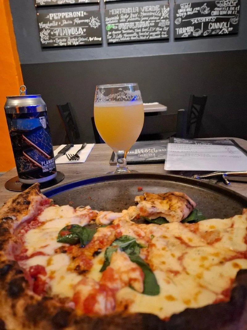 Dope Crusts Neapolitan Pizza