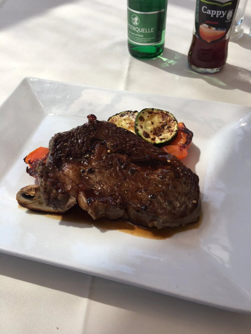 Cactus Restaurant & Grill