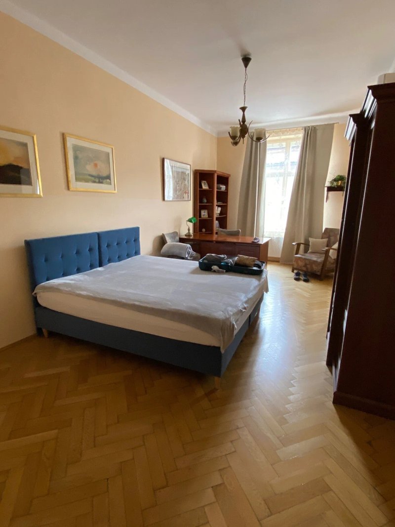 Apartments ROMAN