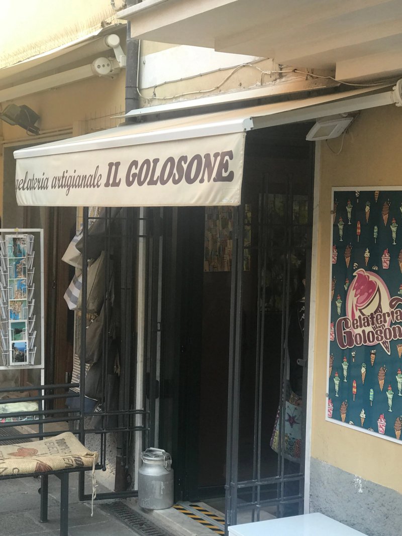 Gelateria Ice Cream IL GOLOSONE