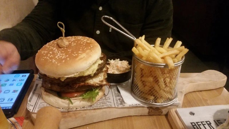 Cheeky Monkey Gastropub - Valletta