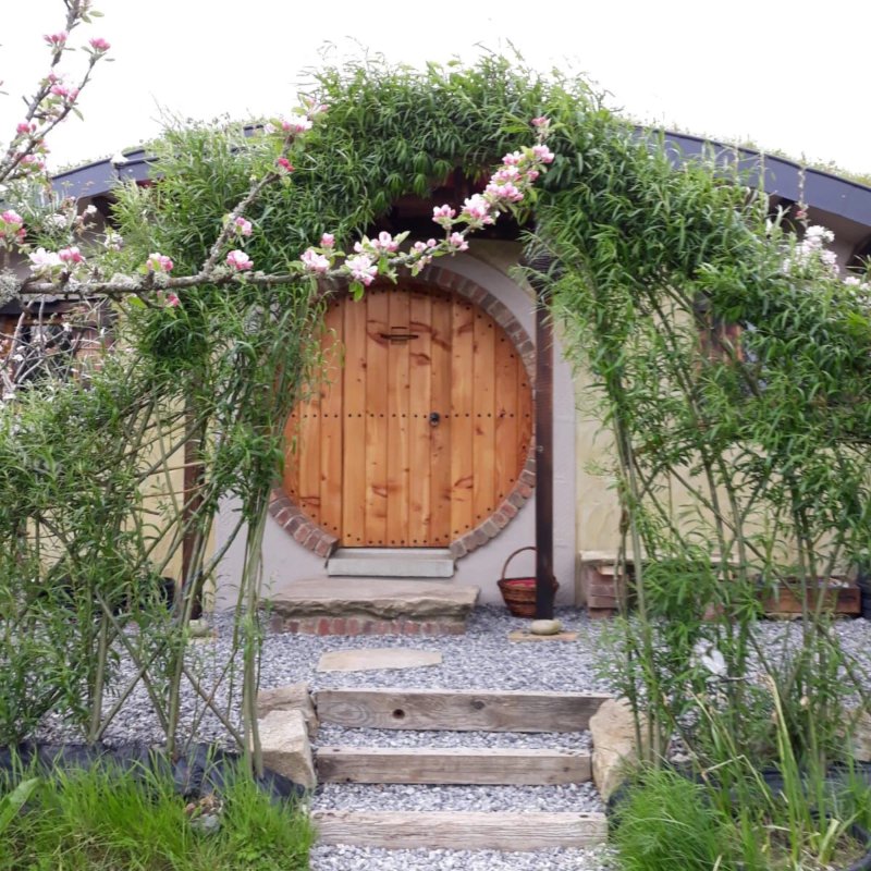 Ireland Glamping - Pink Apple Orchard