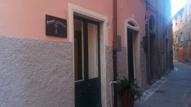 Demivie Guesthouse