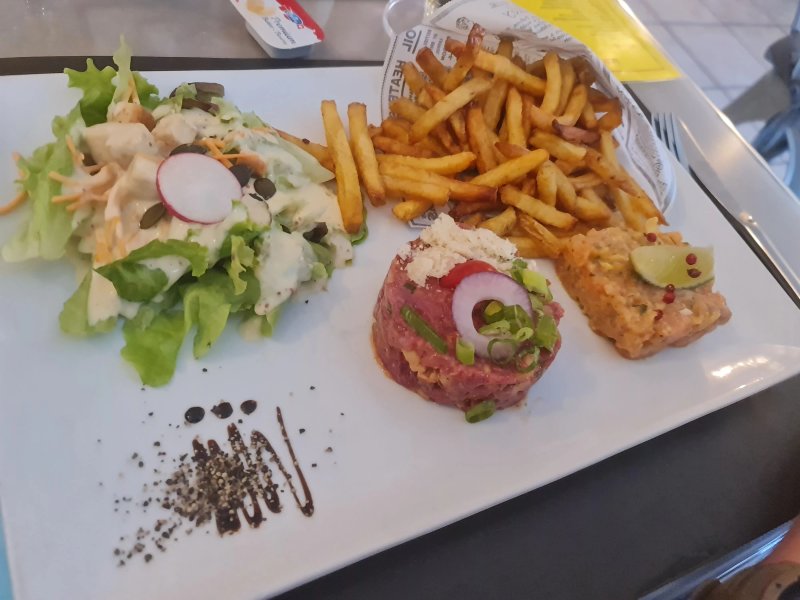 Cafe de La Plaine