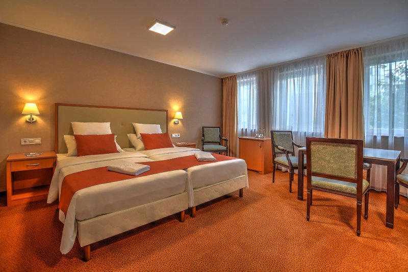 Anna Hotel