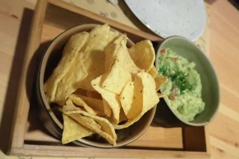 Un Poco Loco - Tacos & Drinks