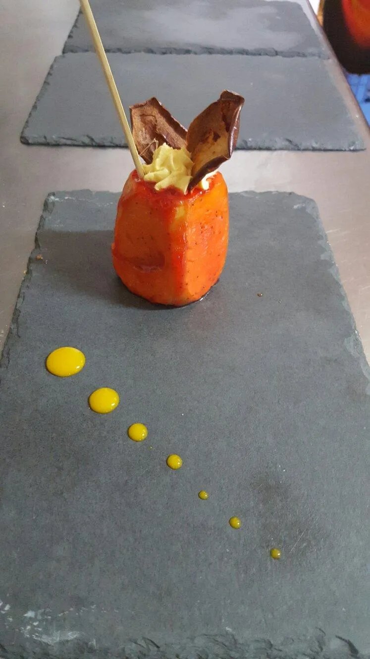 Aux Pyrenees, Cafe, Restaurant a Oloron