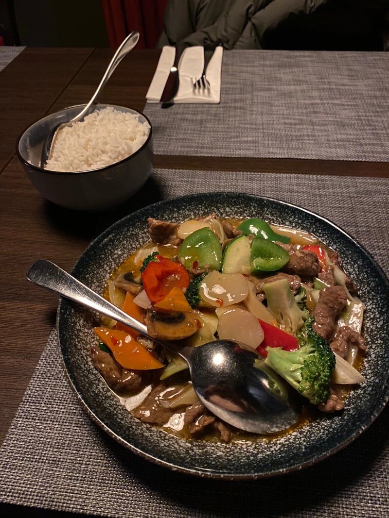Garden Restaurant & Bar