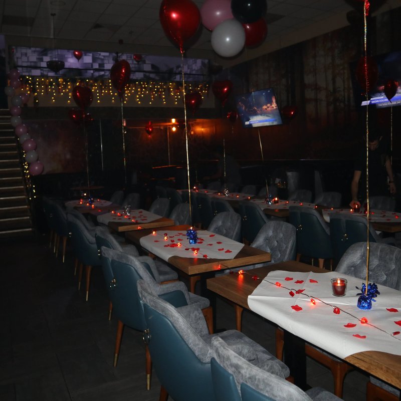 Lyalena Lounge
