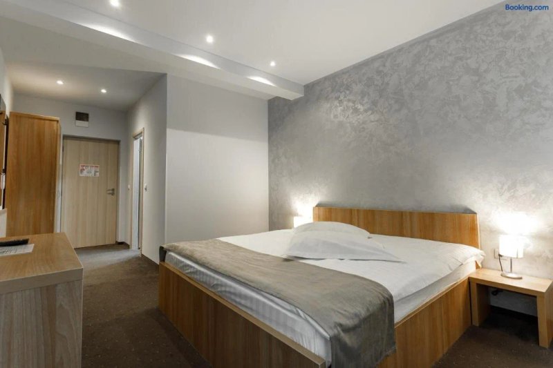Hotel Kristall Tecuci