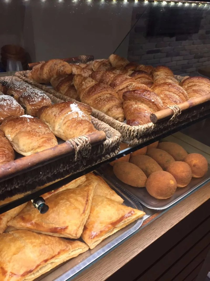Viola Bakery