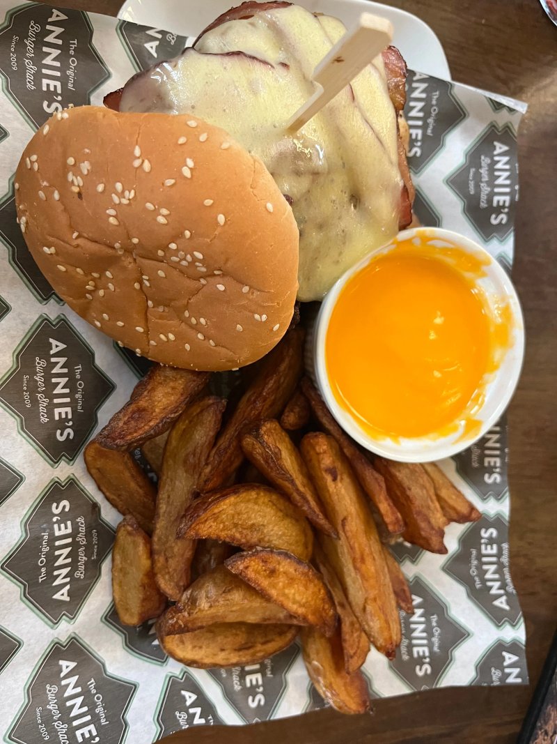 Annie's Burger Shack