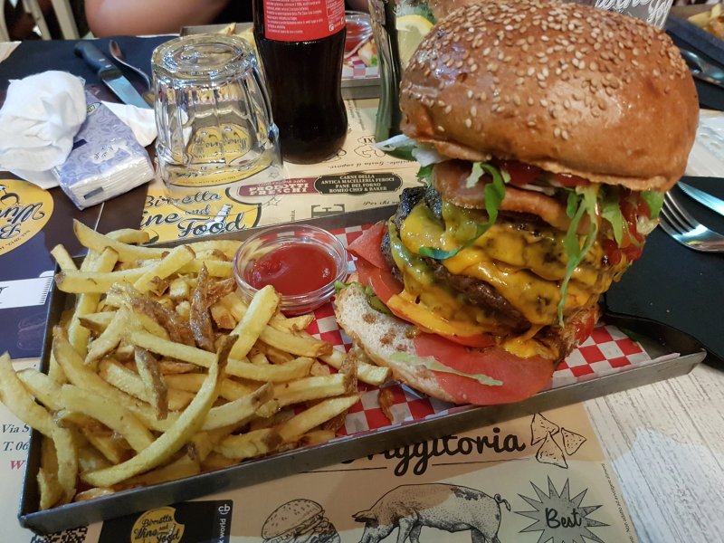 Birretta Wine And Food - Hamburgeria