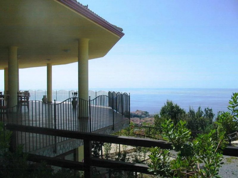Hotel la Cometa