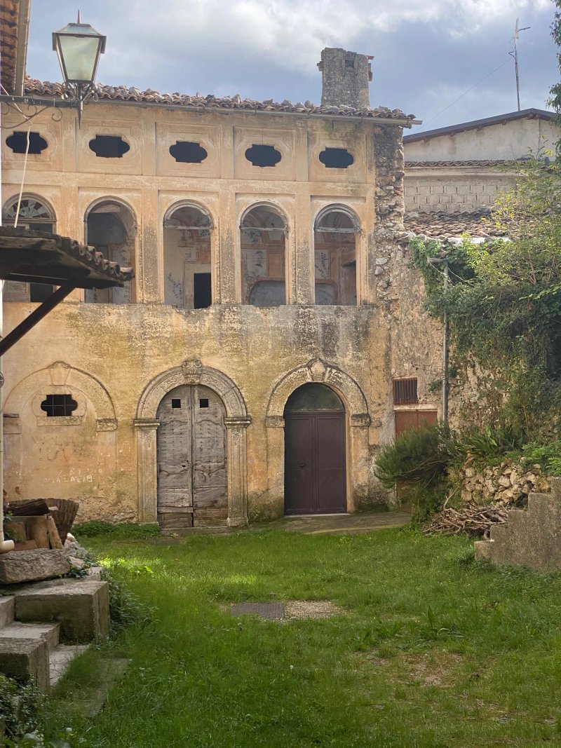 Castello Piccolomini di Morrea