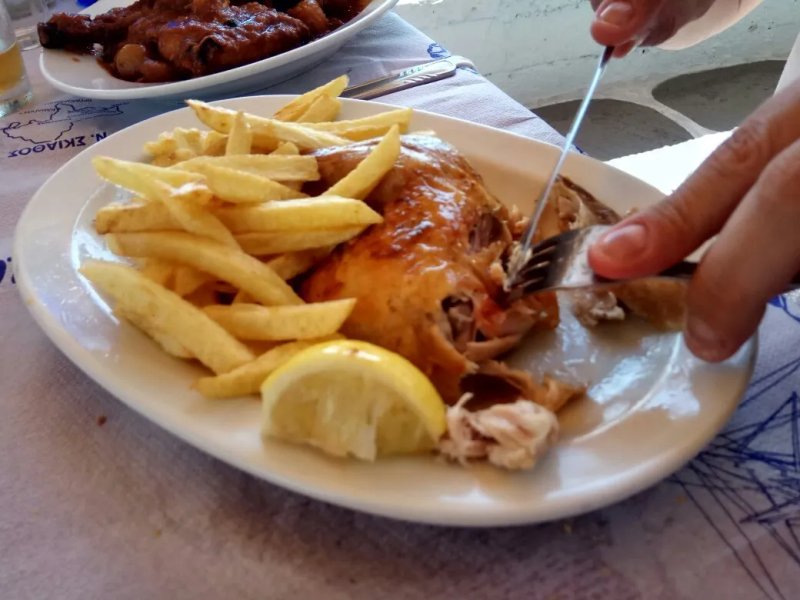 Manolis Tavern