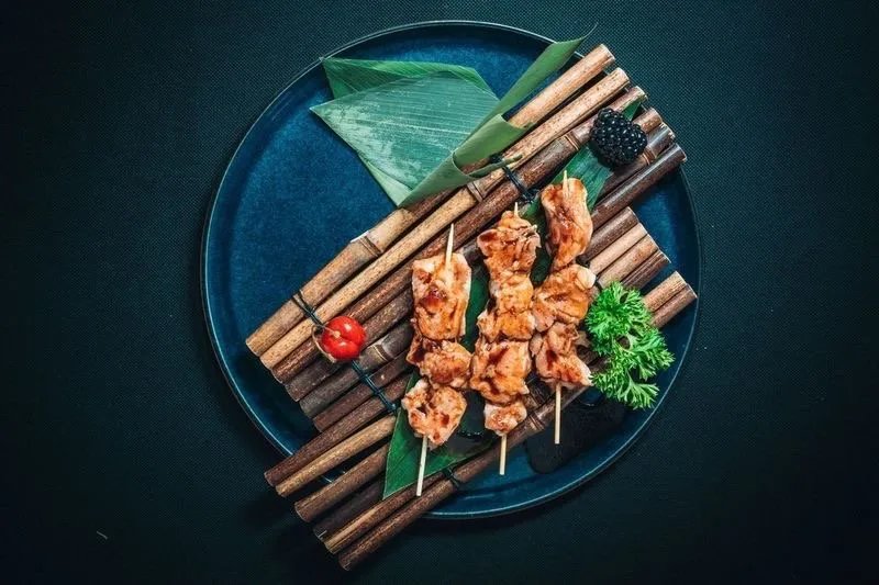 Maki Sushi Und Burrito