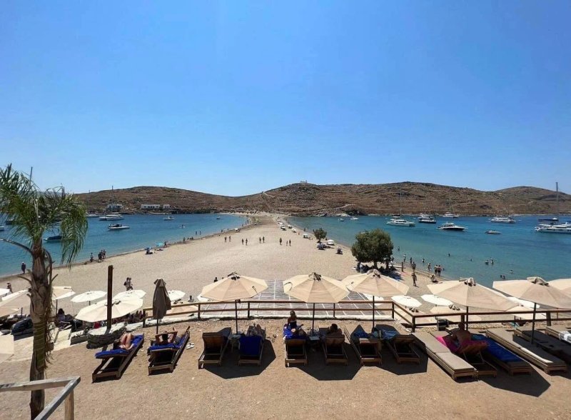 Kolona Beach