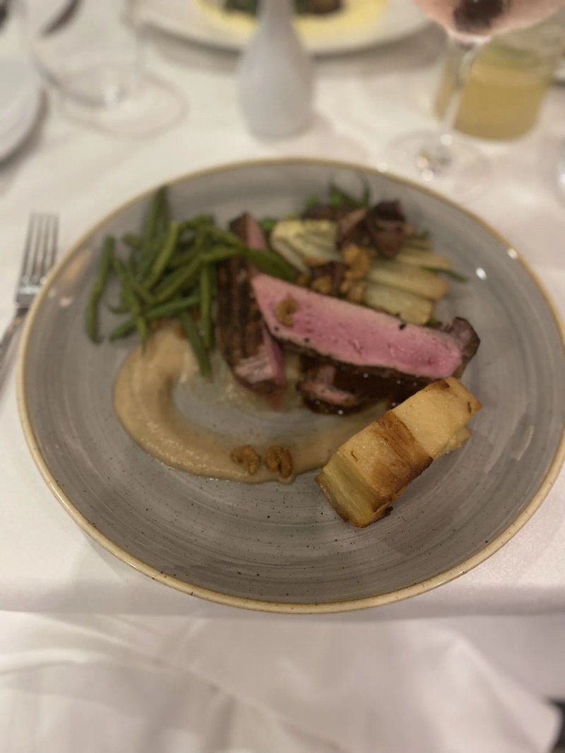 315 Bar & Restaurant