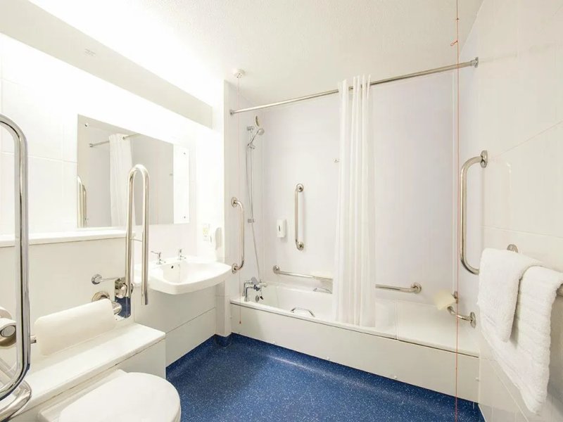 Travelodge Burton M6 Northbound