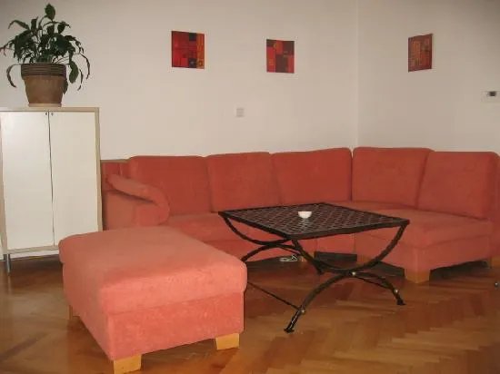 Apartments Tynska 7