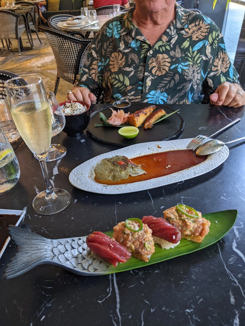 Pelican Restaurant - Playa San Juan
