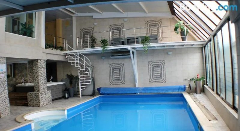 Semeen Khotel Perun