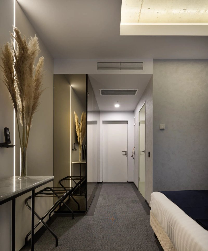 Union Plaza Hotel