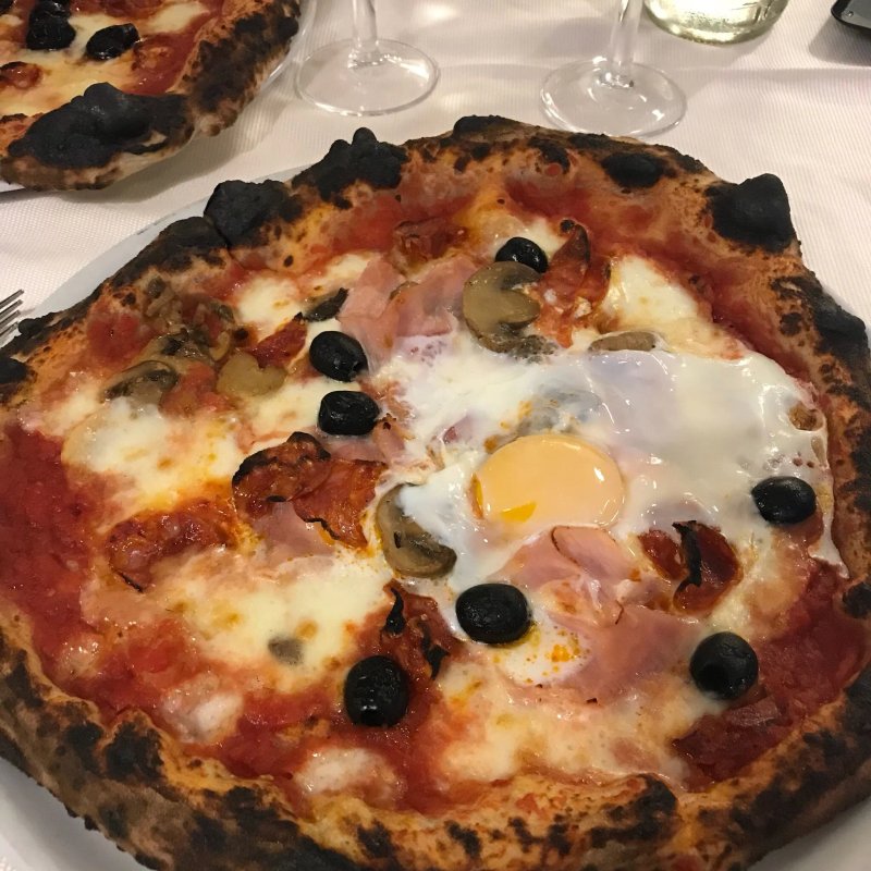 Pub Pizzeria Sottosopra Wood Oven Lounge Bar
