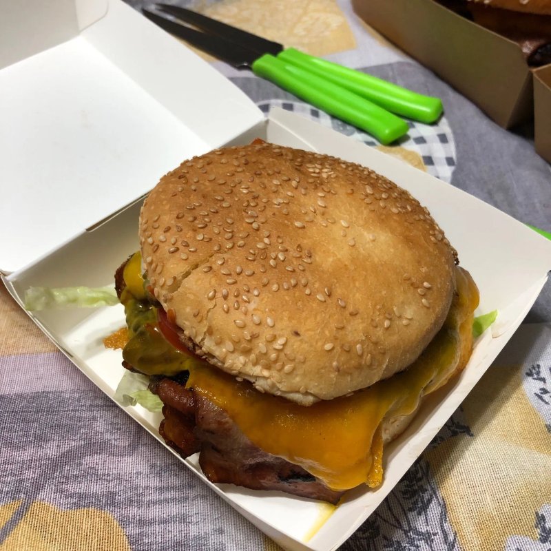 Imperial burger