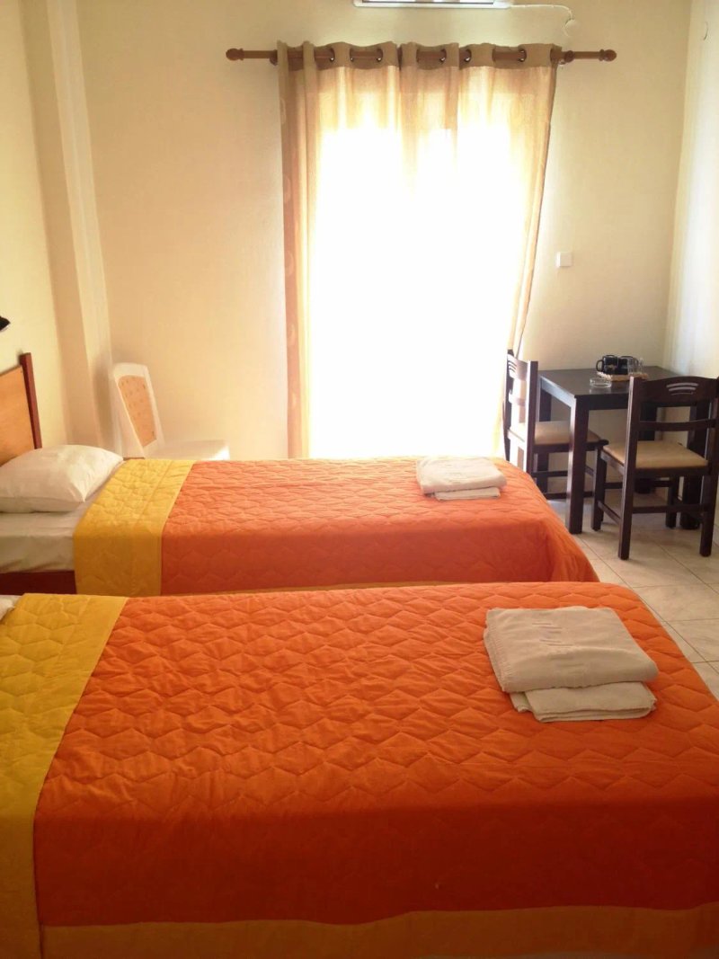 Kostas Rooms & Apartments