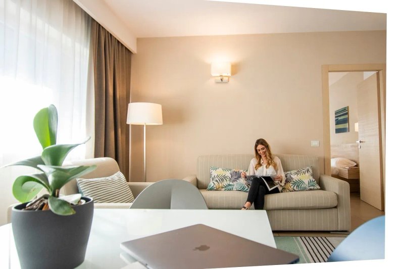 Hotel Dimorae