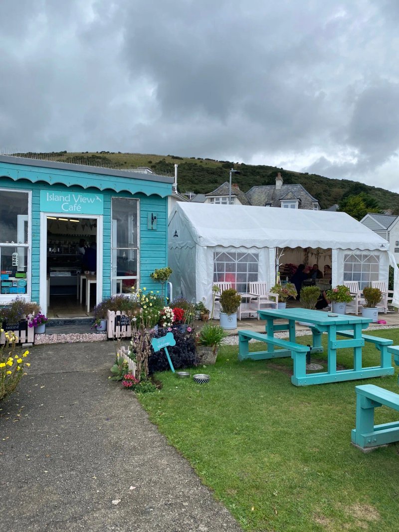 Island View Cafe