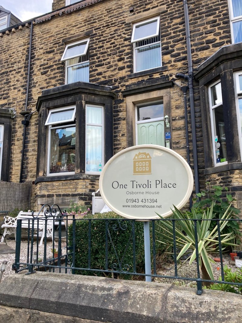 One Tivoli Place Guest House