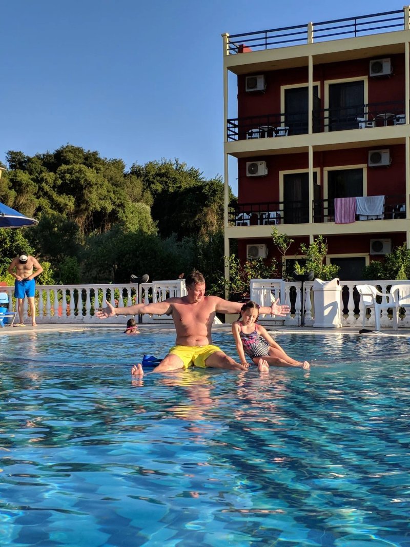 Hotel Brati - Arkoudi