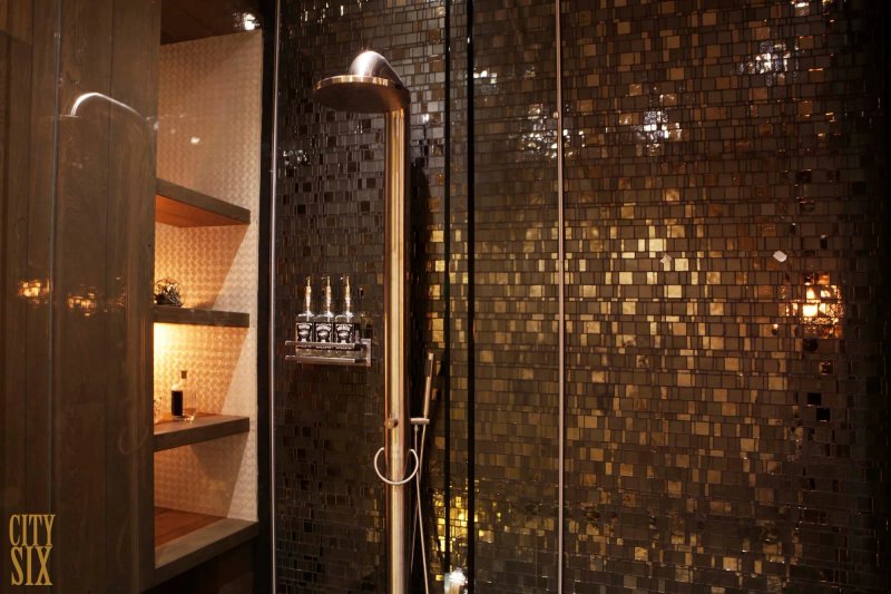 Manzo's Suites
