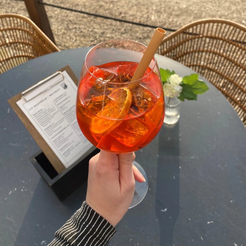 Liz Restobar