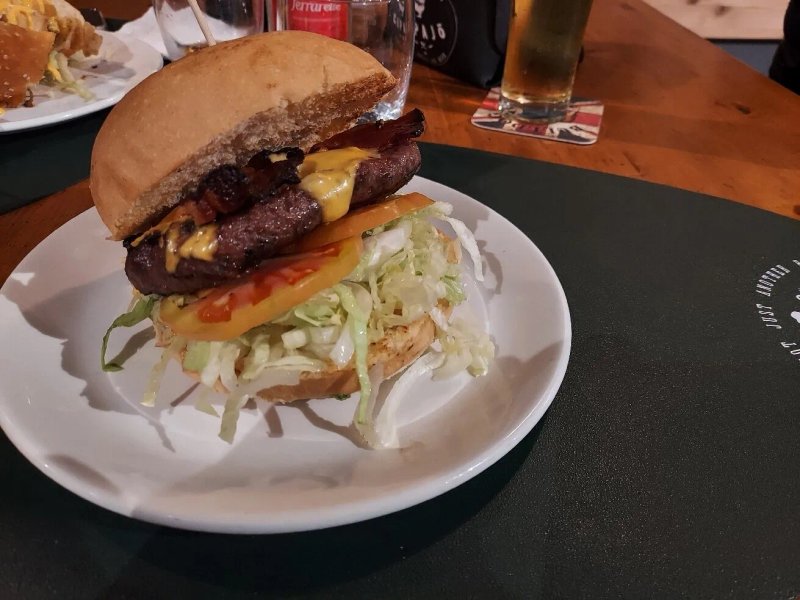 Cipajo Pub & Girarrosto