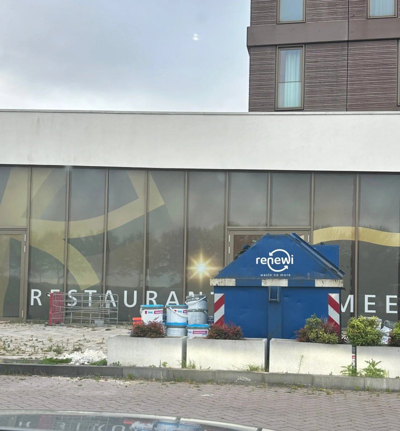 HOTELUX Amsterdam Airport Hotel