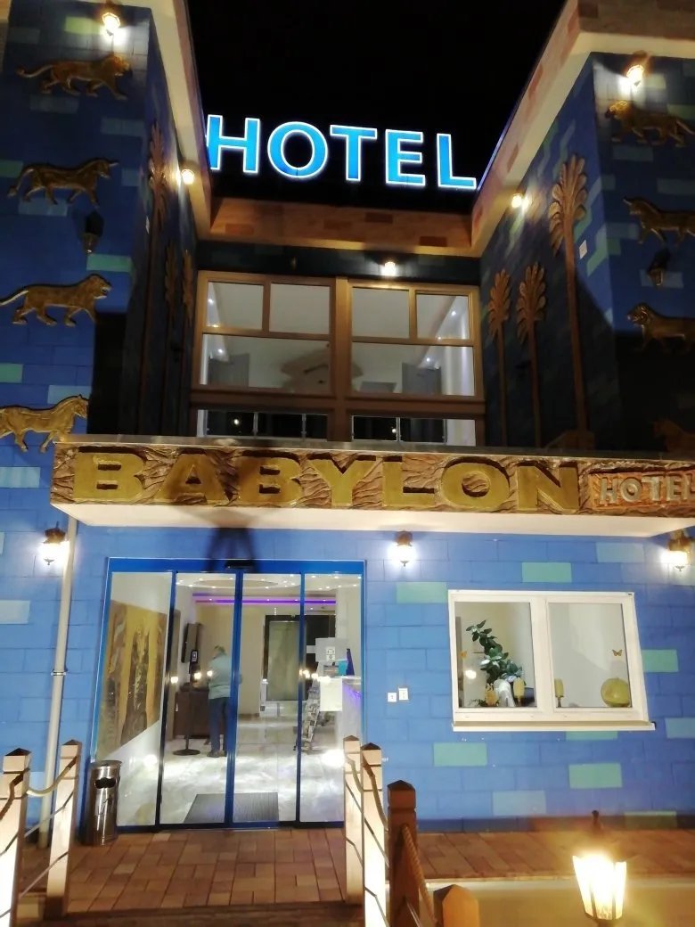 Hotel Babylon