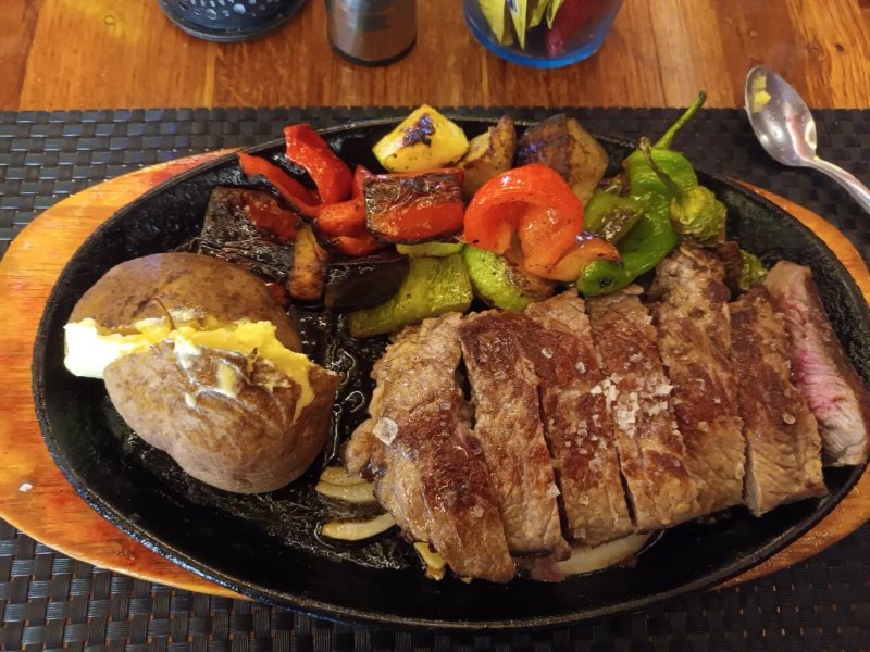 Aberdeen Steak House In Parque Casttleya