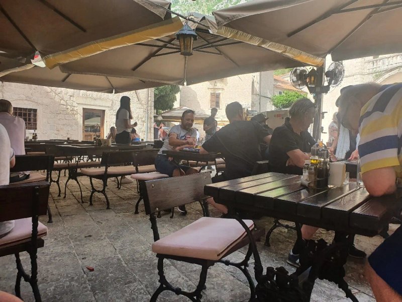 The Square Pub
