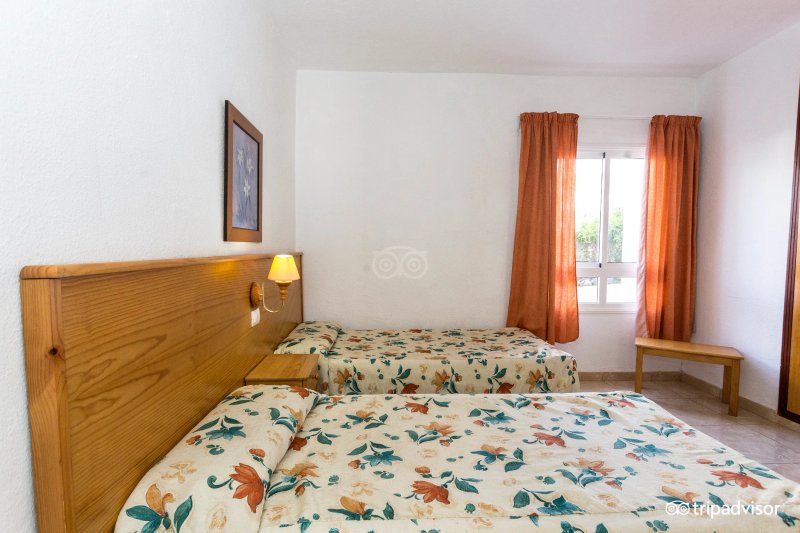 Las Floritas Apartments