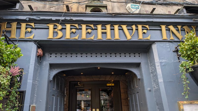 Beehive Inn