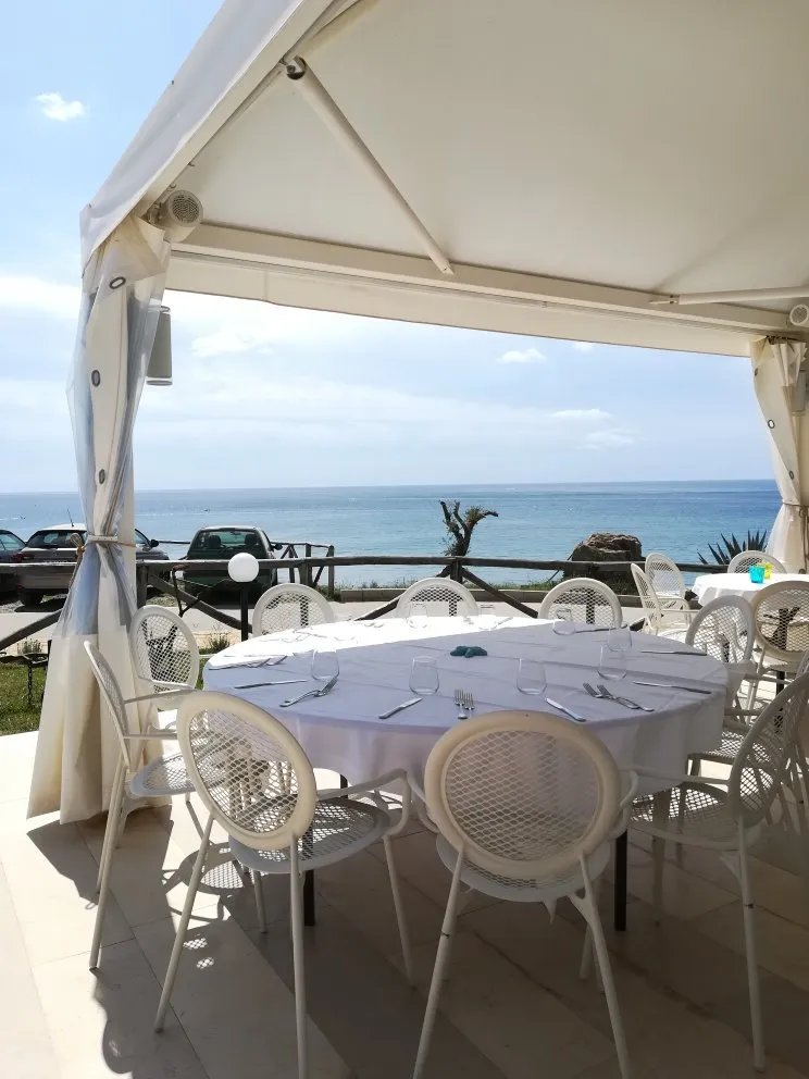 Le Castella Resort e Beach