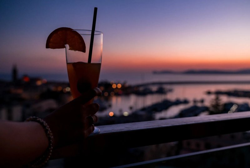 Blau Skybar