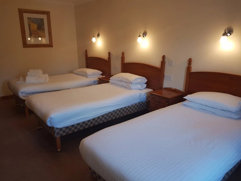 Mackay's Hotel