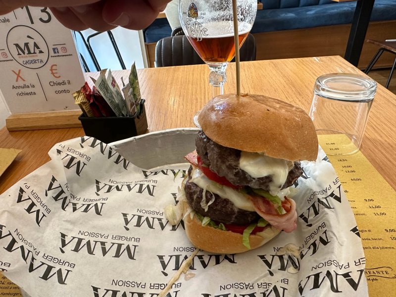 Mama Burger Passion